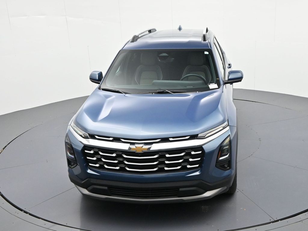 Chevrolet Equinox Vehicle Full-screen Gallery Image 23