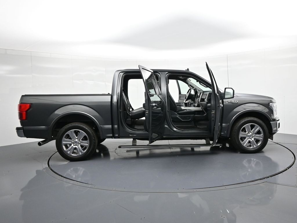 Ford F-150 Vehicle Full-screen Gallery Image 36