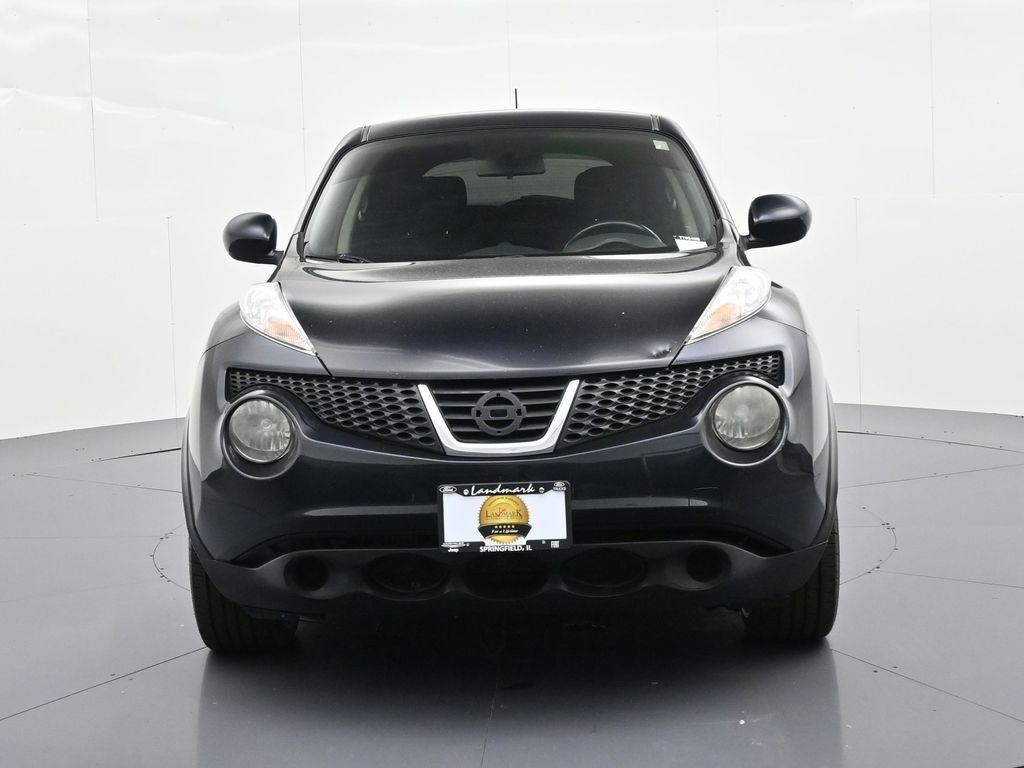 Nissan JUKE Vehicle Full-screen Gallery Image 03