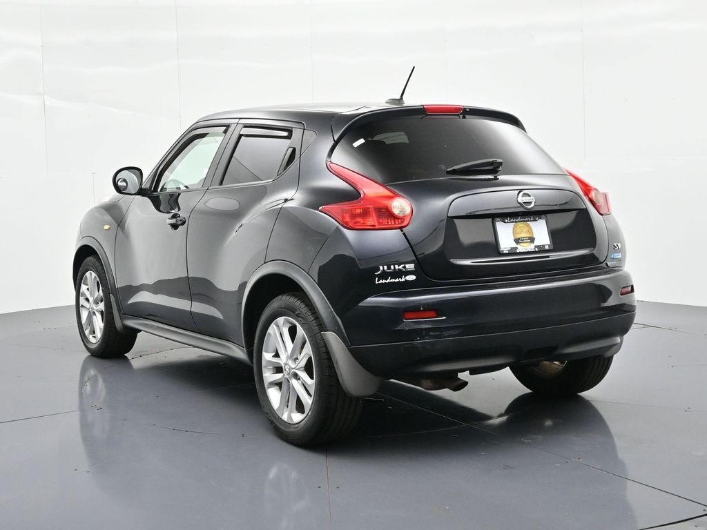 Nissan JUKE Vehicle Full-screen Gallery Image 08