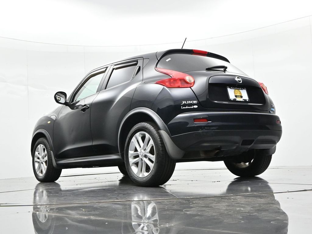 Nissan JUKE Vehicle Full-screen Gallery Image 16