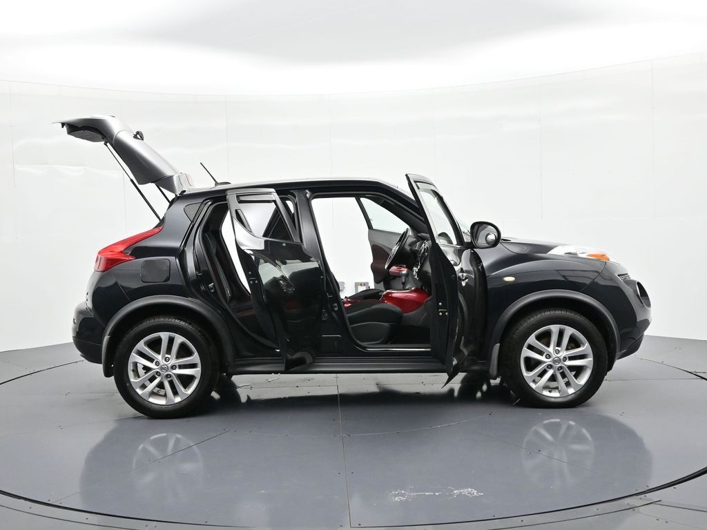 Nissan JUKE Vehicle Full-screen Gallery Image 20