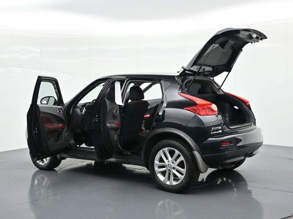 Nissan JUKE Vehicle Full-screen Gallery Image 21