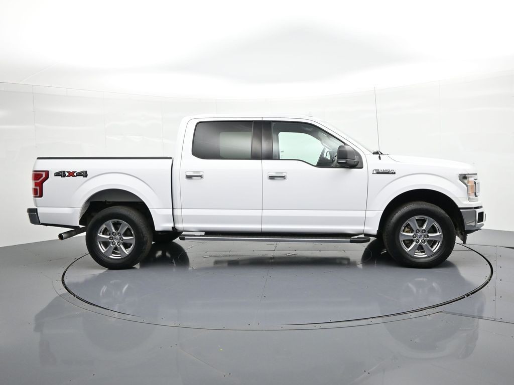 Ford F-150 Vehicle Full-screen Gallery Image 5