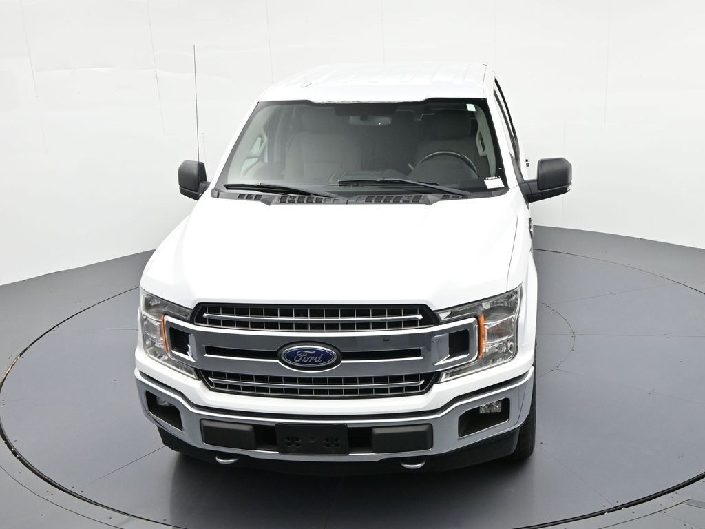 Ford F-150 Vehicle Full-screen Gallery Image 26