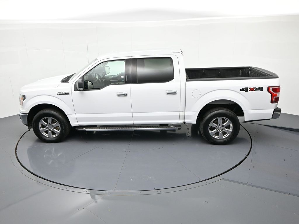 Ford F-150 Vehicle Full-screen Gallery Image 28