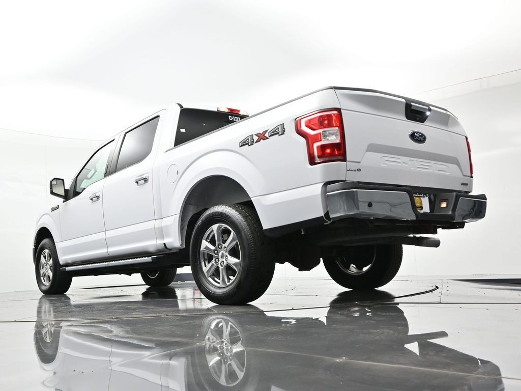 Ford F-150 Vehicle Full-screen Gallery Image 29