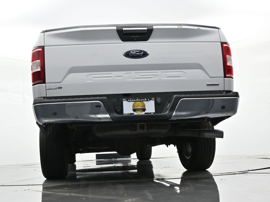 Ford F-150 Vehicle Full-screen Gallery Image 30