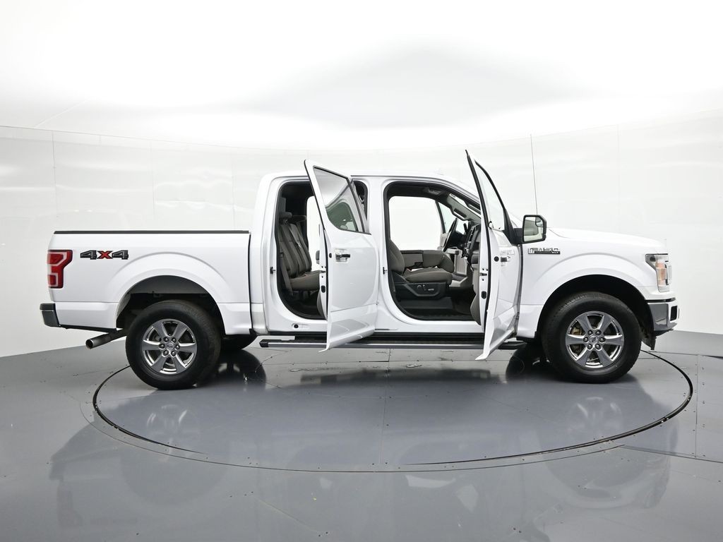 Ford F-150 Vehicle Full-screen Gallery Image 33