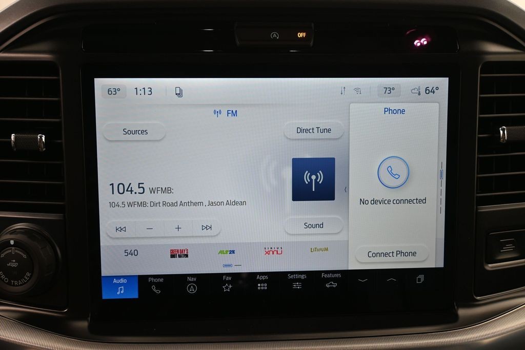 Ford F-150 Vehicle Full-screen Gallery Image 11