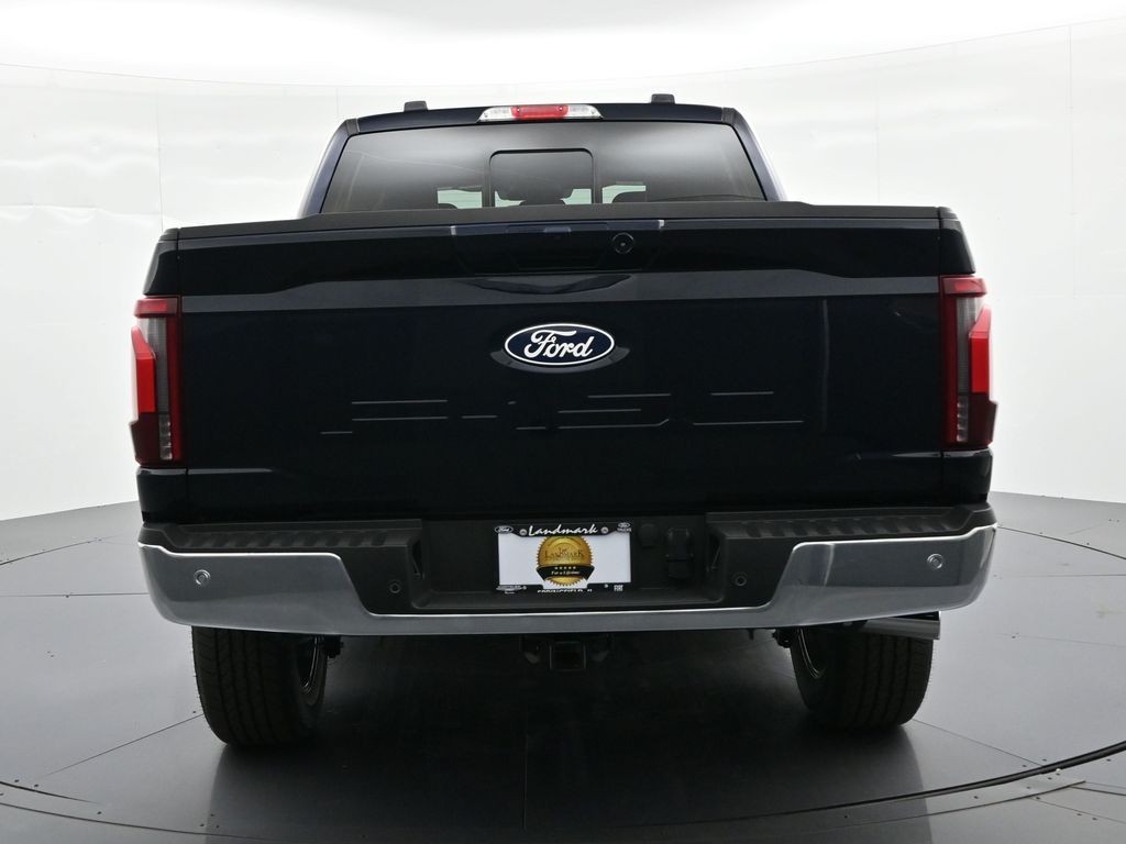 Ford F-150 Vehicle Full-screen Gallery Image 7