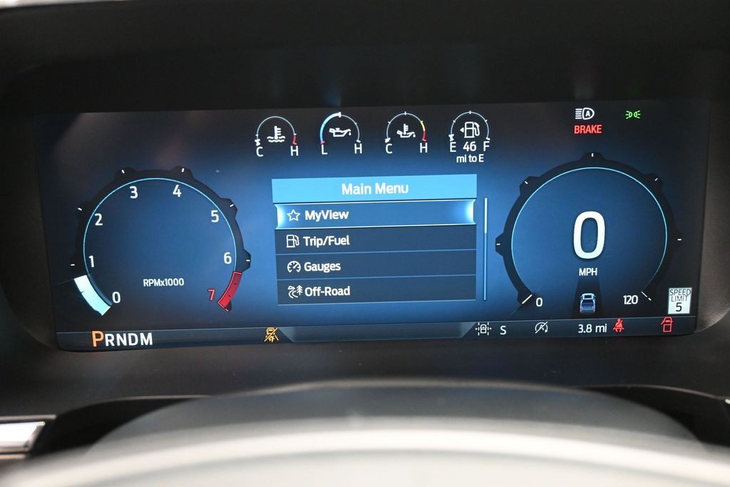 Ford F-150 Vehicle Full-screen Gallery Image 10