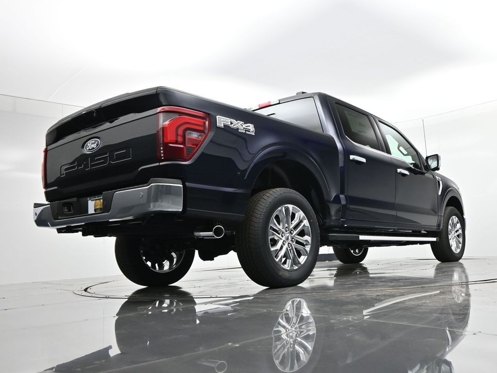 Ford F-150 Vehicle Full-screen Gallery Image 32