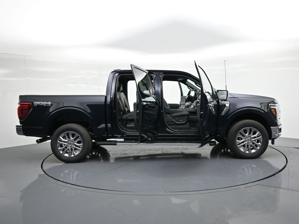 Ford F-150 Vehicle Full-screen Gallery Image 34