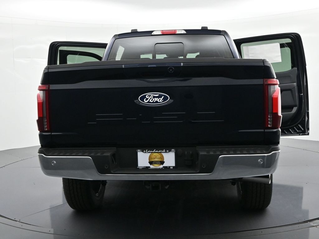 Ford F-150 Vehicle Full-screen Gallery Image 37