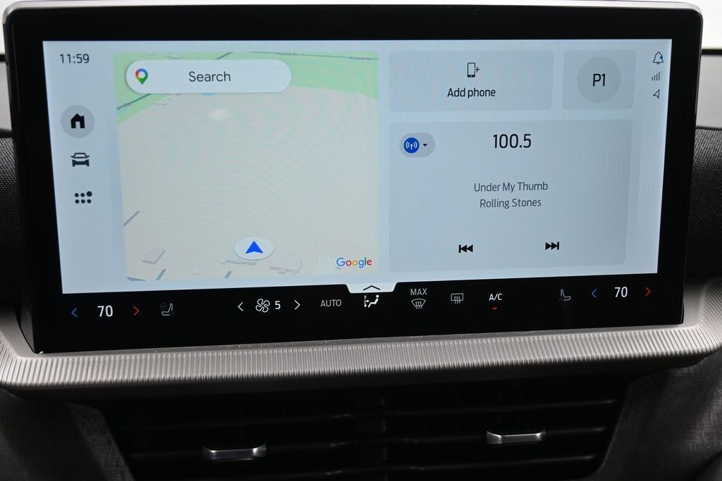 Ford Explorer Vehicle Full-screen Gallery Image 11