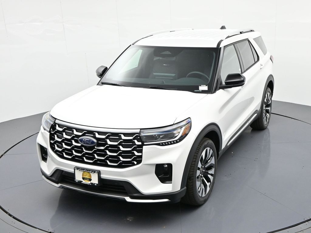 Ford Explorer Vehicle Full-screen Gallery Image 29