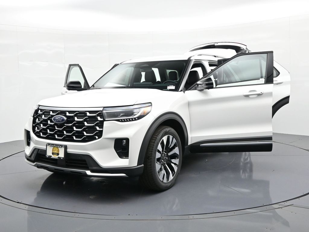 Ford Explorer Vehicle Full-screen Gallery Image 37