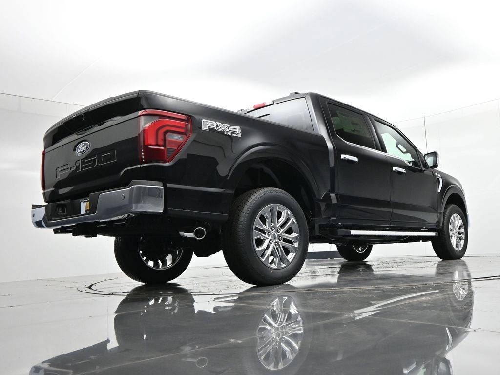 Ford F-150 Vehicle Full-screen Gallery Image 32