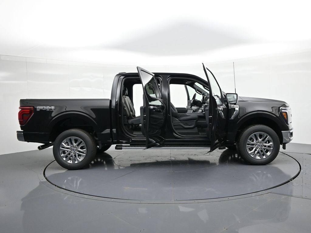 Ford F-150 Vehicle Full-screen Gallery Image 34