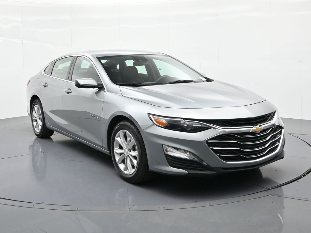 Chevrolet Malibu Vehicle Full-screen Gallery Image 04