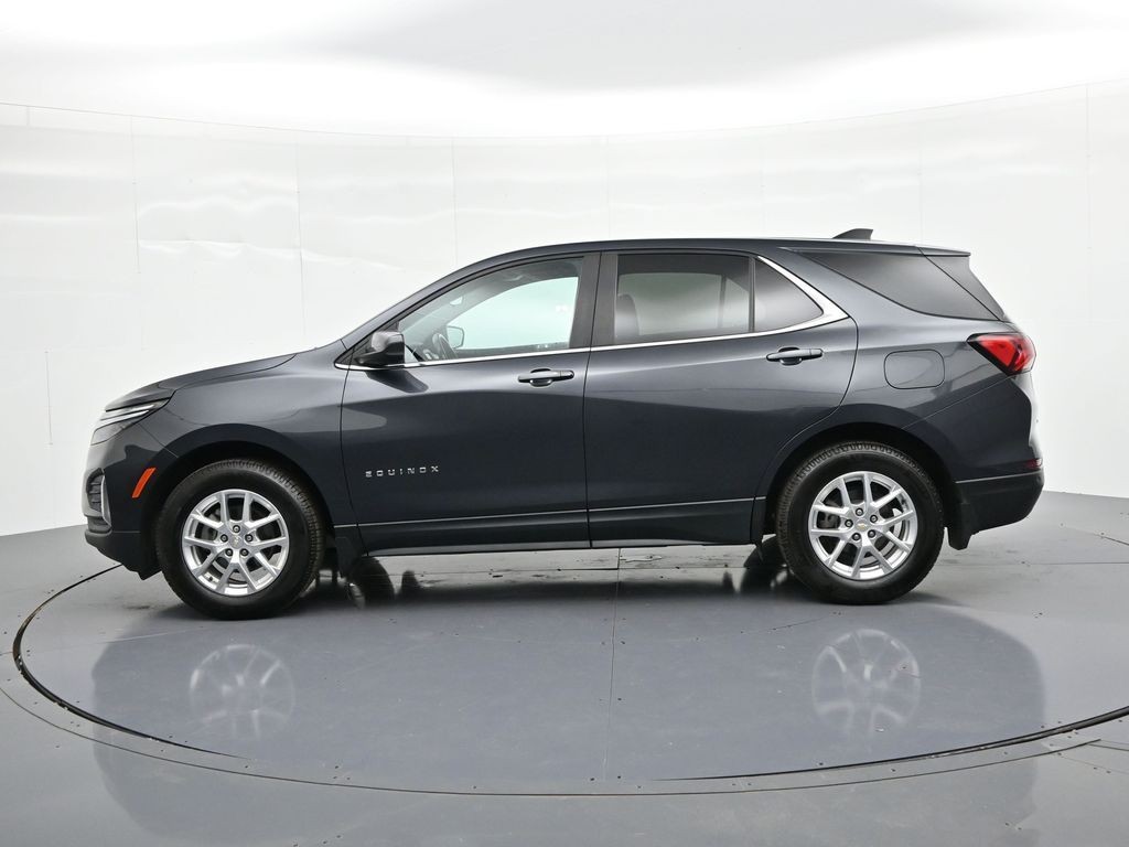 Chevrolet Equinox Vehicle Full-screen Gallery Image 09