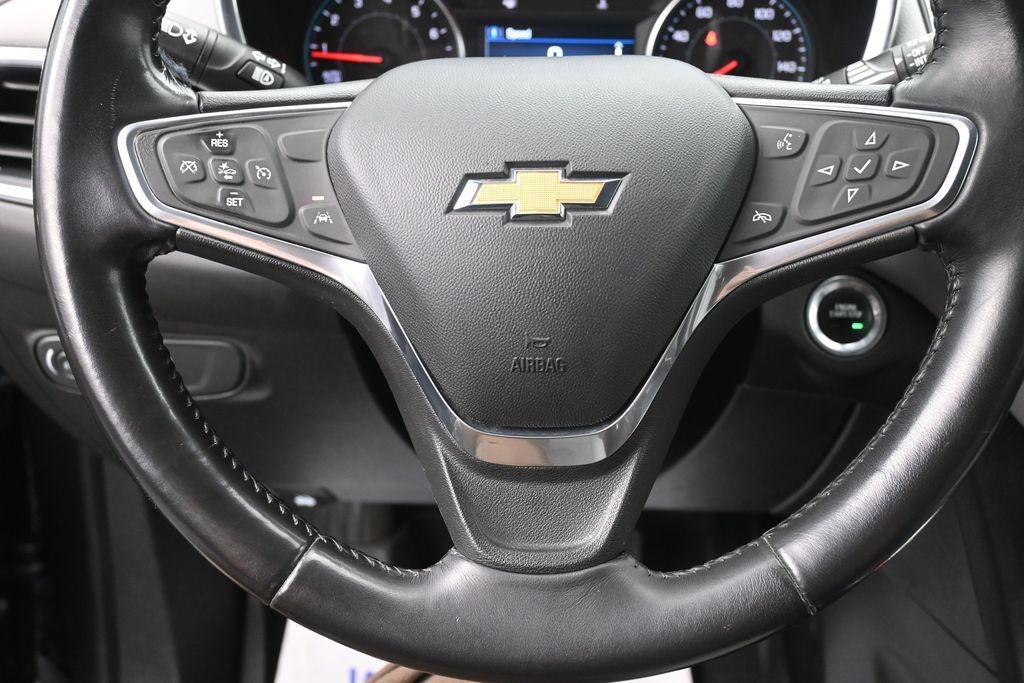 Chevrolet Equinox Vehicle Full-screen Gallery Image 15