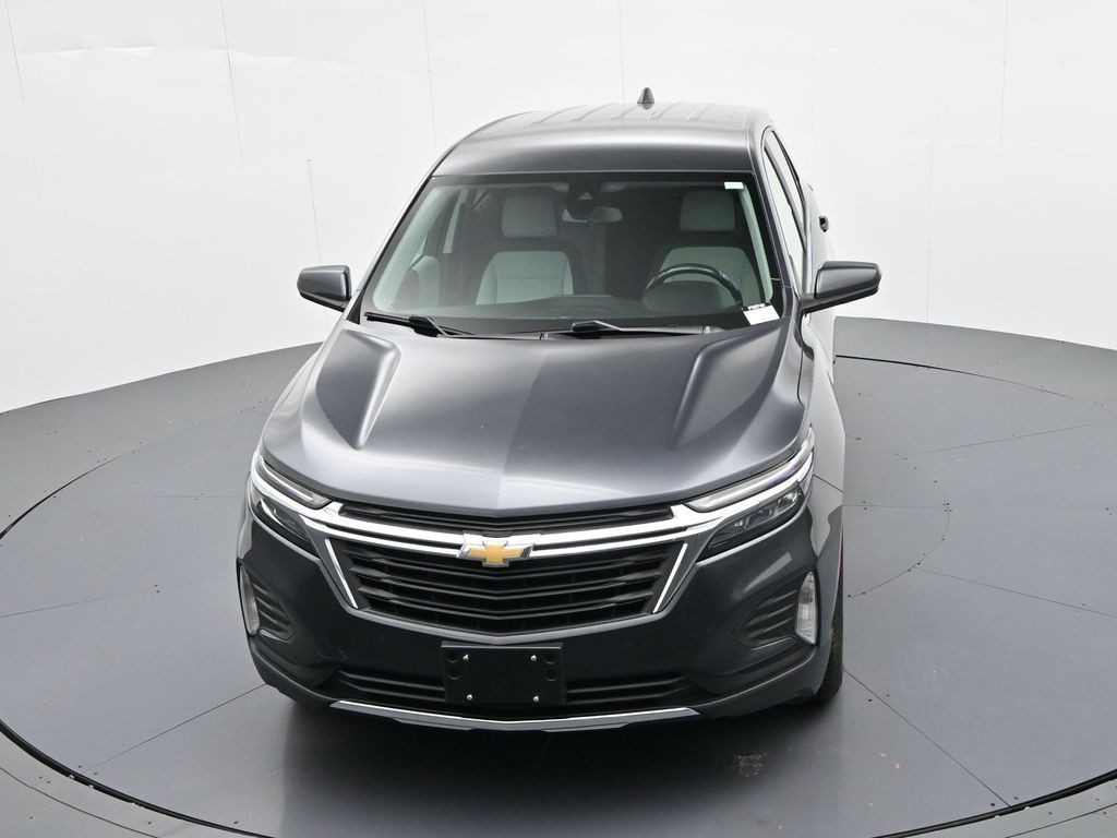 Chevrolet Equinox Vehicle Full-screen Gallery Image 24