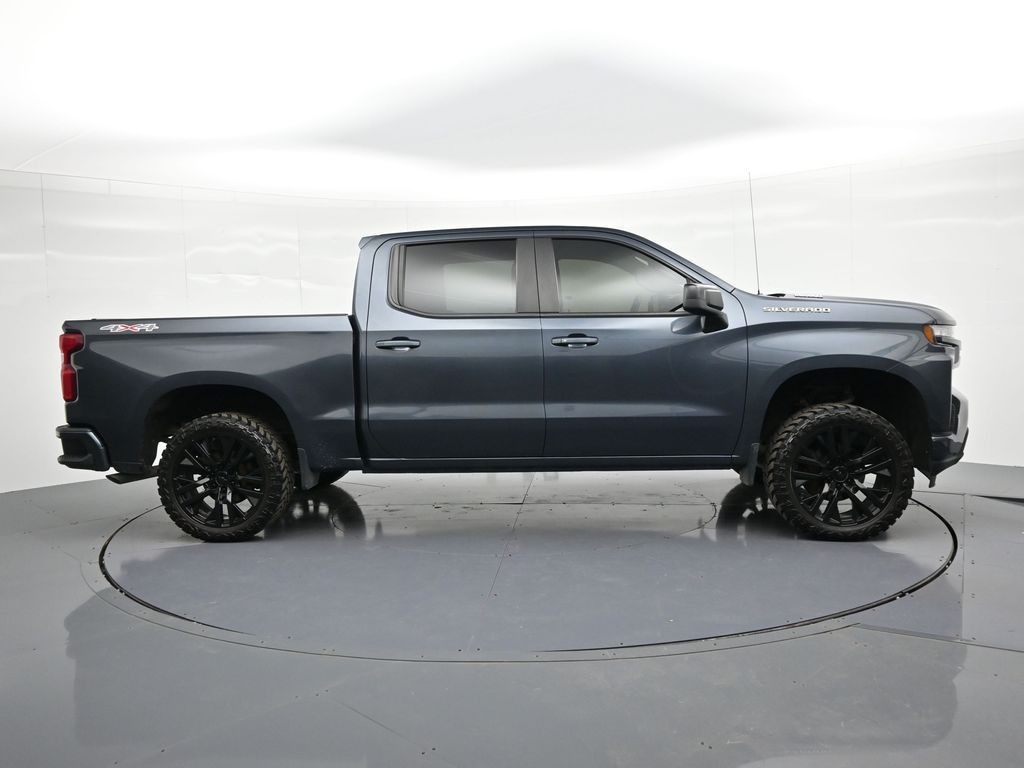 Chevrolet Silverado 1500 Vehicle Full-screen Gallery Image 5