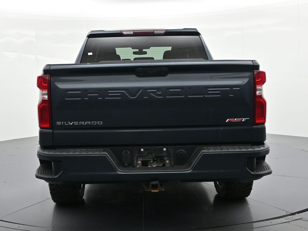 Chevrolet Silverado 1500 Vehicle Full-screen Gallery Image 7