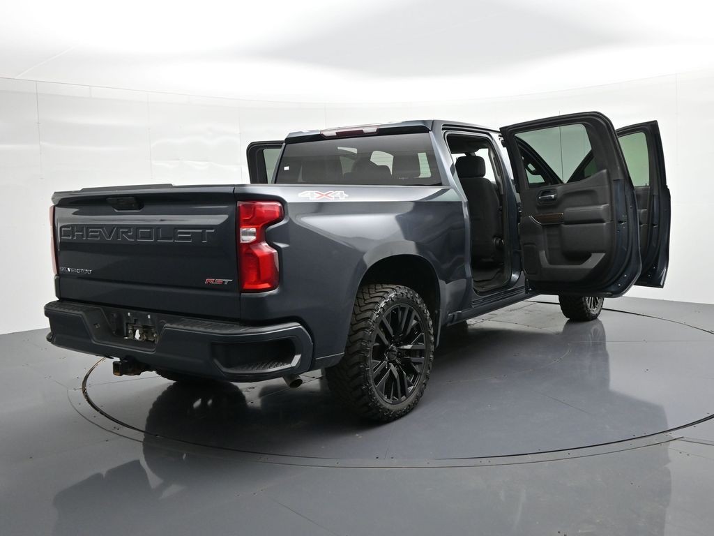 Chevrolet Silverado 1500 Vehicle Full-screen Gallery Image 33