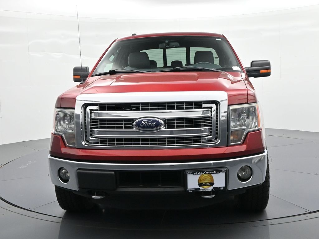 Ford F-150 Vehicle Full-screen Gallery Image 3