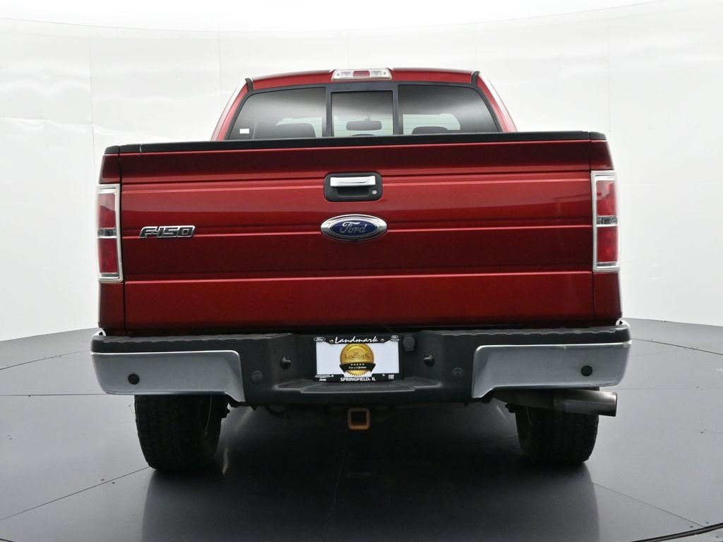 Ford F-150 Vehicle Full-screen Gallery Image 7