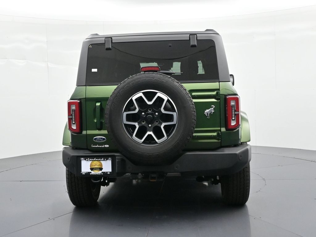 Ford Bronco Vehicle Full-screen Gallery Image 7