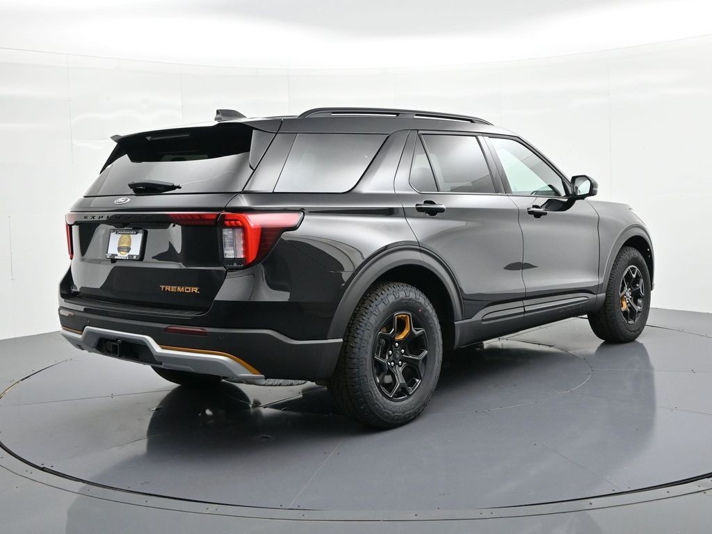 Ford Explorer Vehicle Full-screen Gallery Image 6