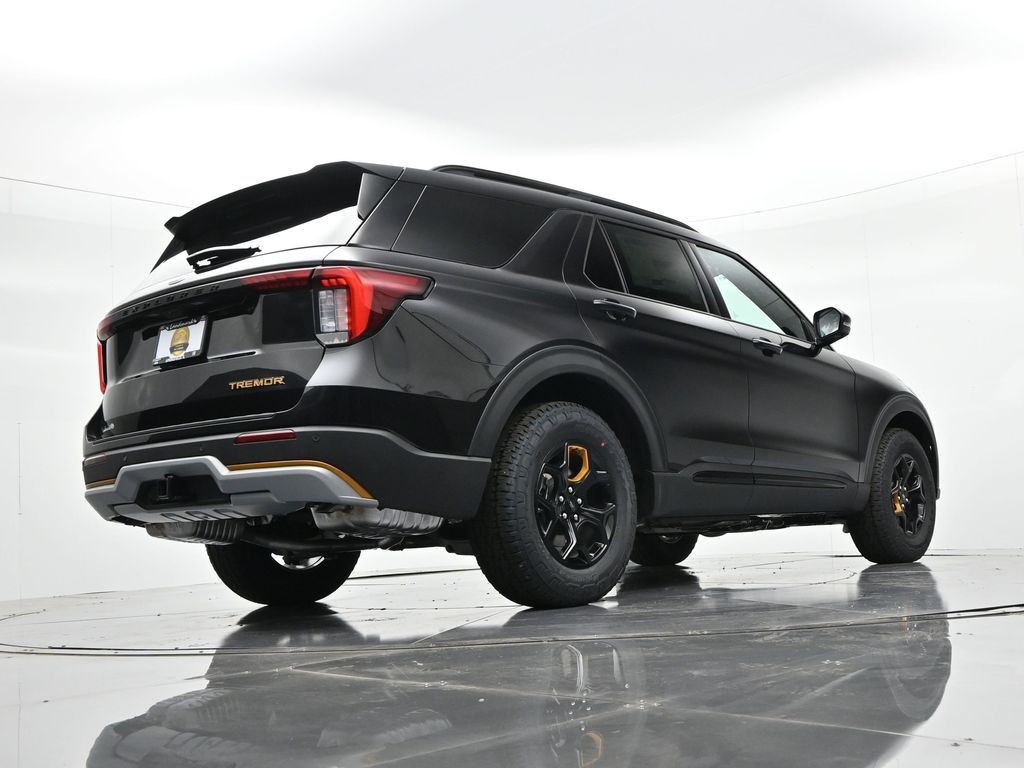 Ford Explorer Vehicle Full-screen Gallery Image 29