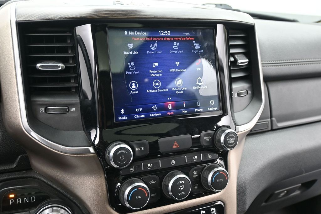 Ram 1500 Vehicle Full-screen Gallery Image 11