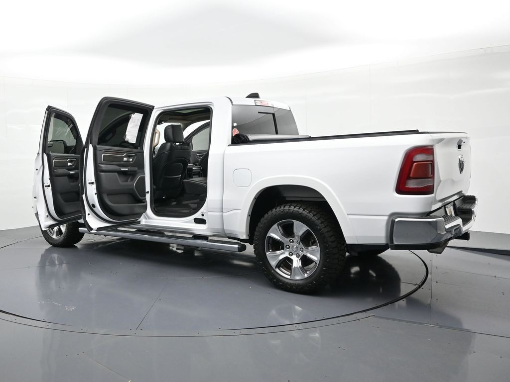 Ram 1500 Vehicle Full-screen Gallery Image 24