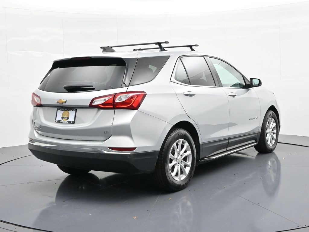 Chevrolet Equinox Vehicle Full-screen Gallery Image 6