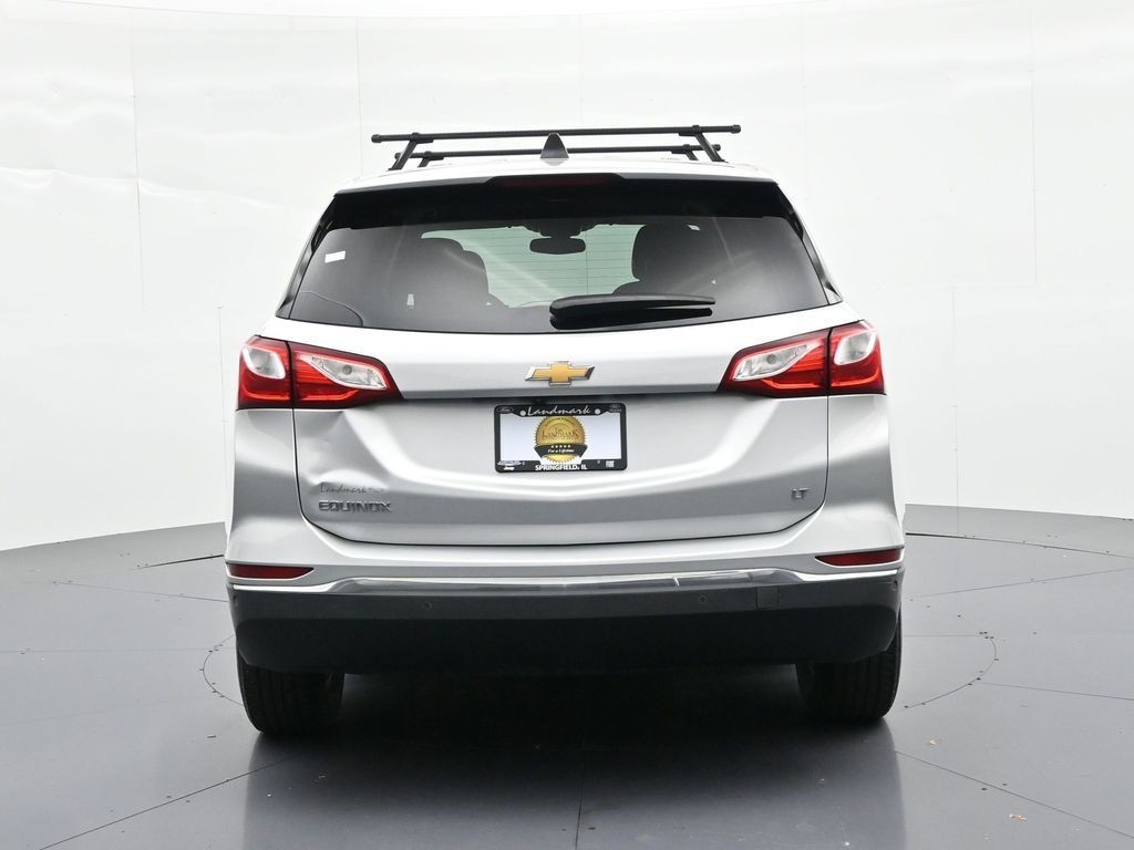 Chevrolet Equinox Vehicle Full-screen Gallery Image 7