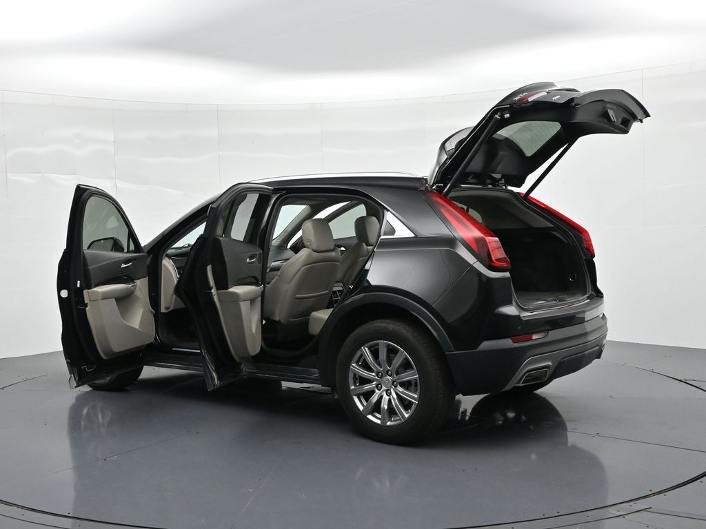 Cadillac XT4 Vehicle Full-screen Gallery Image 33