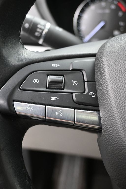 Cadillac XT4 Vehicle Full-screen Gallery Image 18