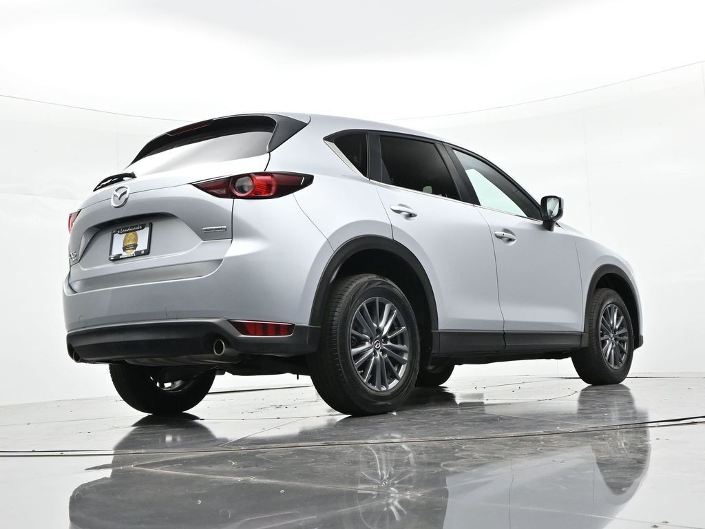 Mazda CX-5 Vehicle Full-screen Gallery Image 20