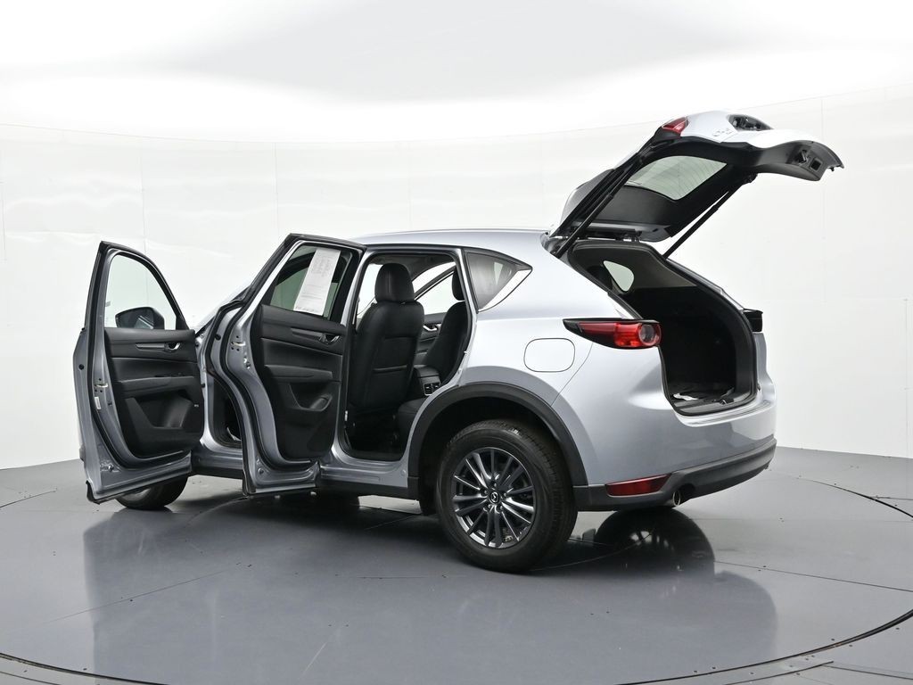 Mazda CX-5 Vehicle Full-screen Gallery Image 23