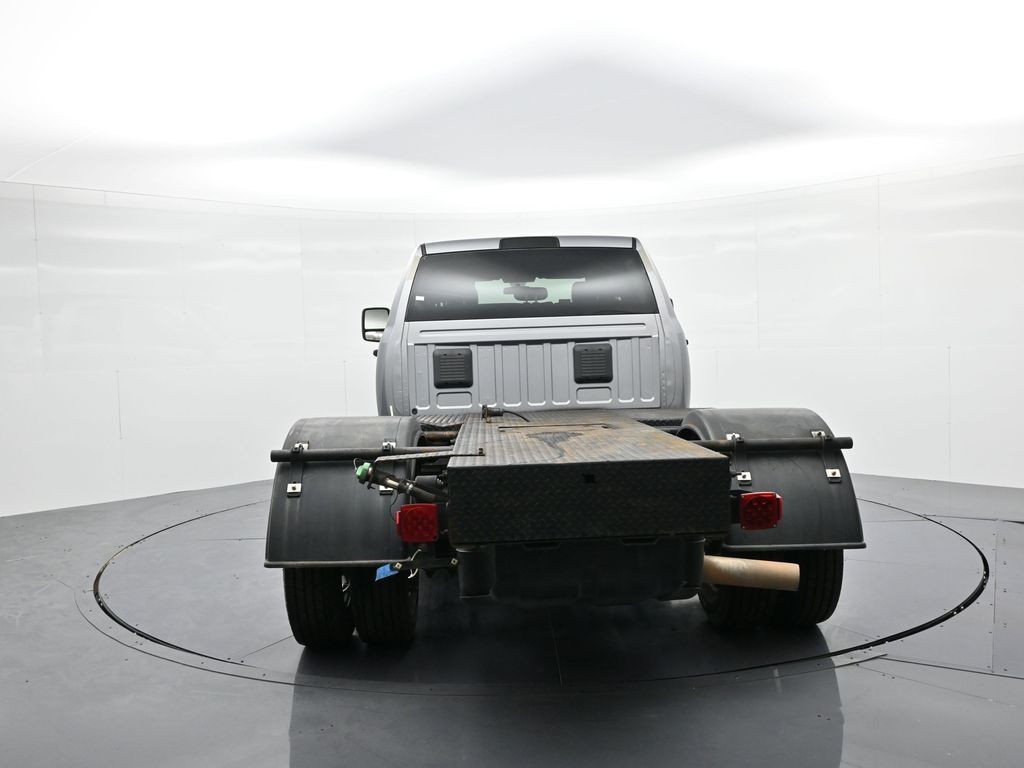 Ram 3500 Chassis Cab Vehicle Full-screen Gallery Image 7