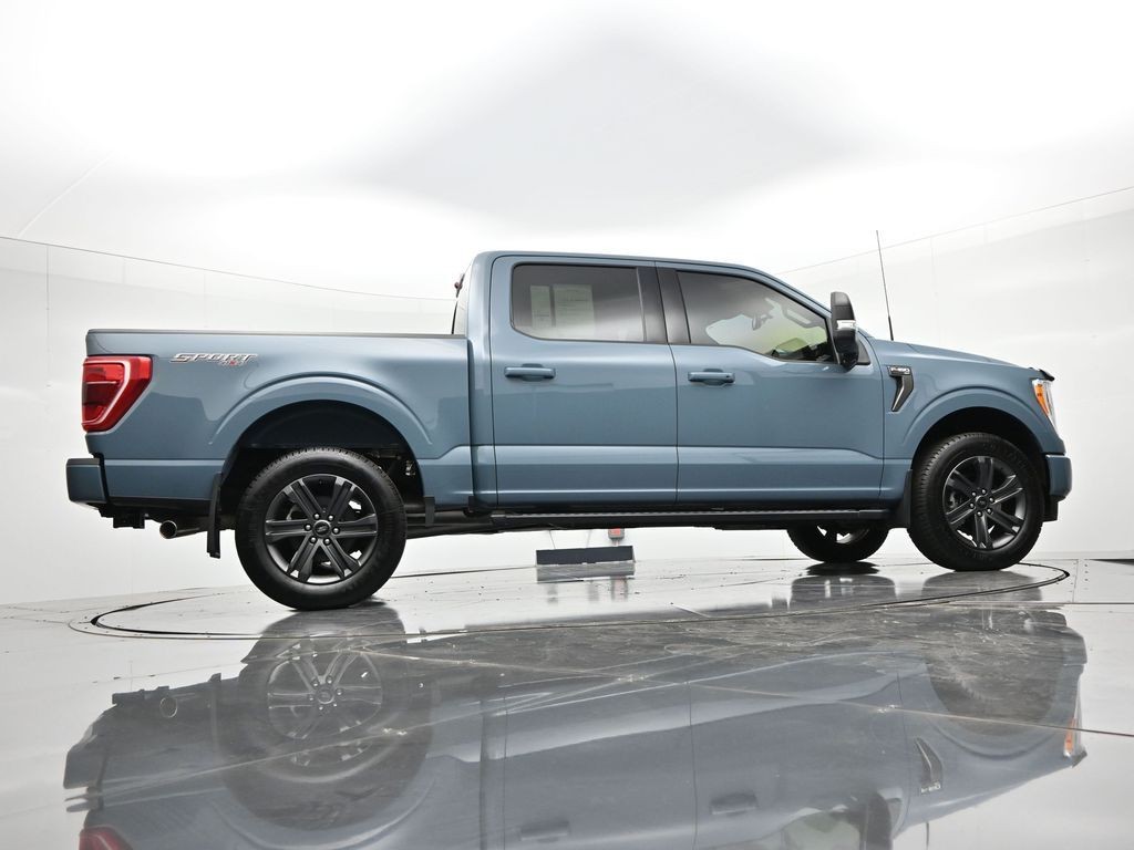 Ford F-150 Vehicle Full-screen Gallery Image 21