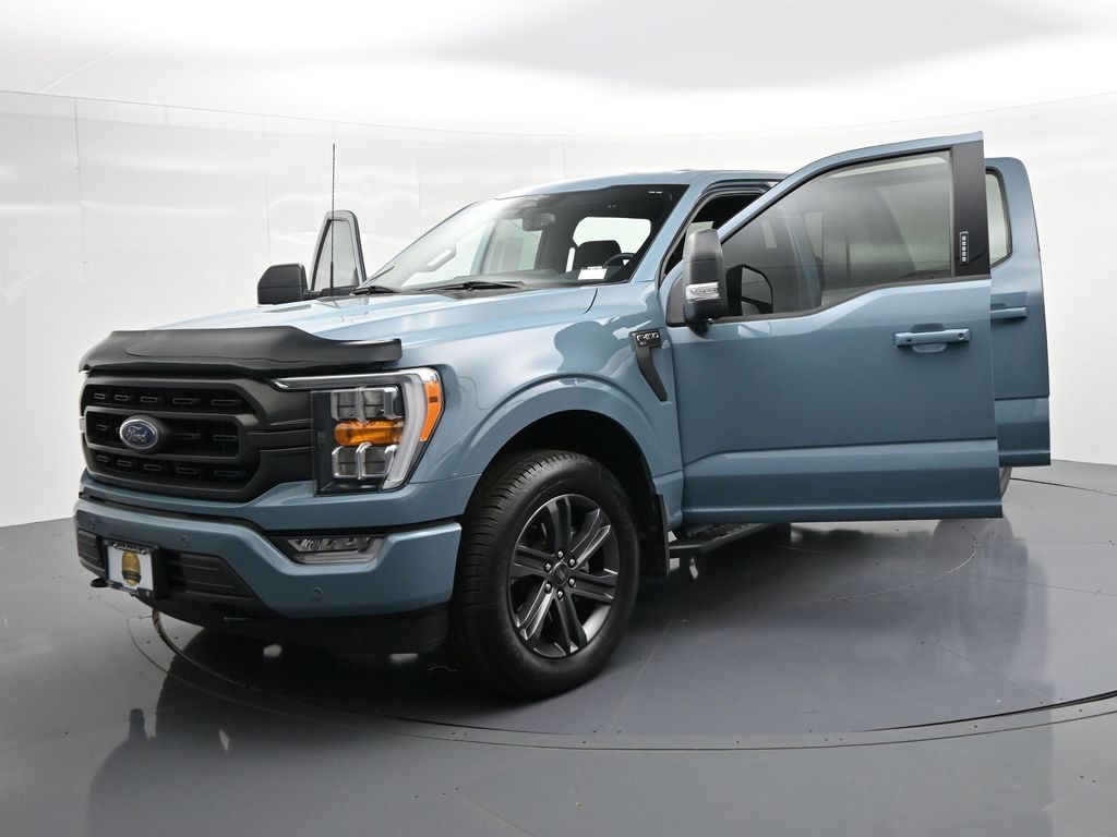 Ford F-150 Vehicle Full-screen Gallery Image 24