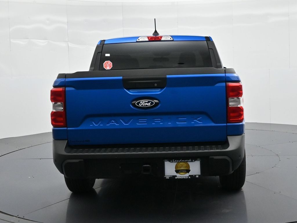 Ford Maverick Vehicle Full-screen Gallery Image 7