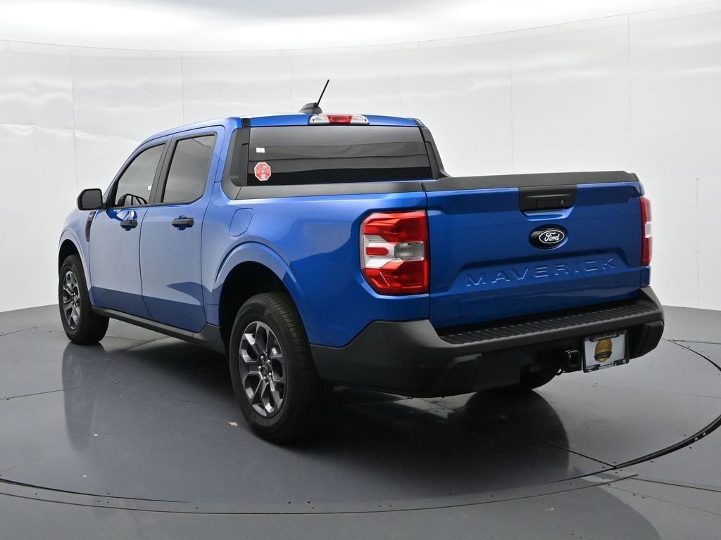 Ford Maverick Vehicle Full-screen Gallery Image 8