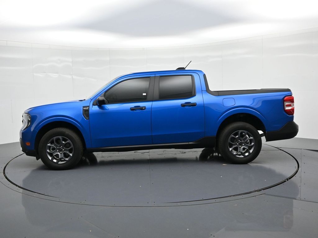 Ford Maverick Vehicle Full-screen Gallery Image 9